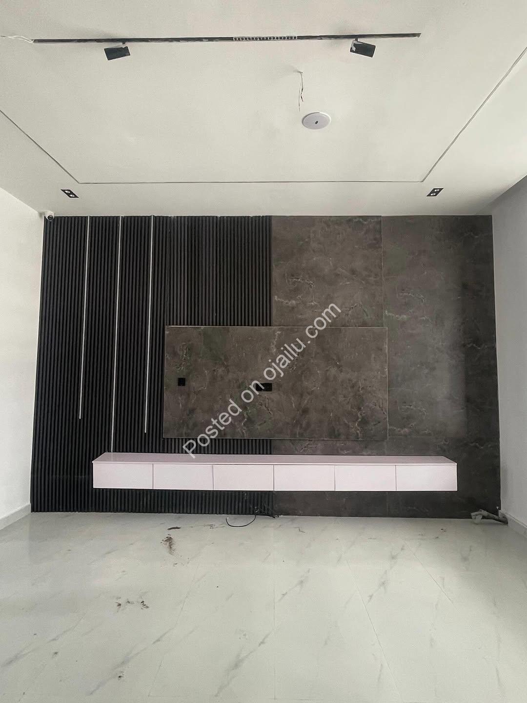 Exquisite 4-Bedroom Haven in Serene Ikota Estate