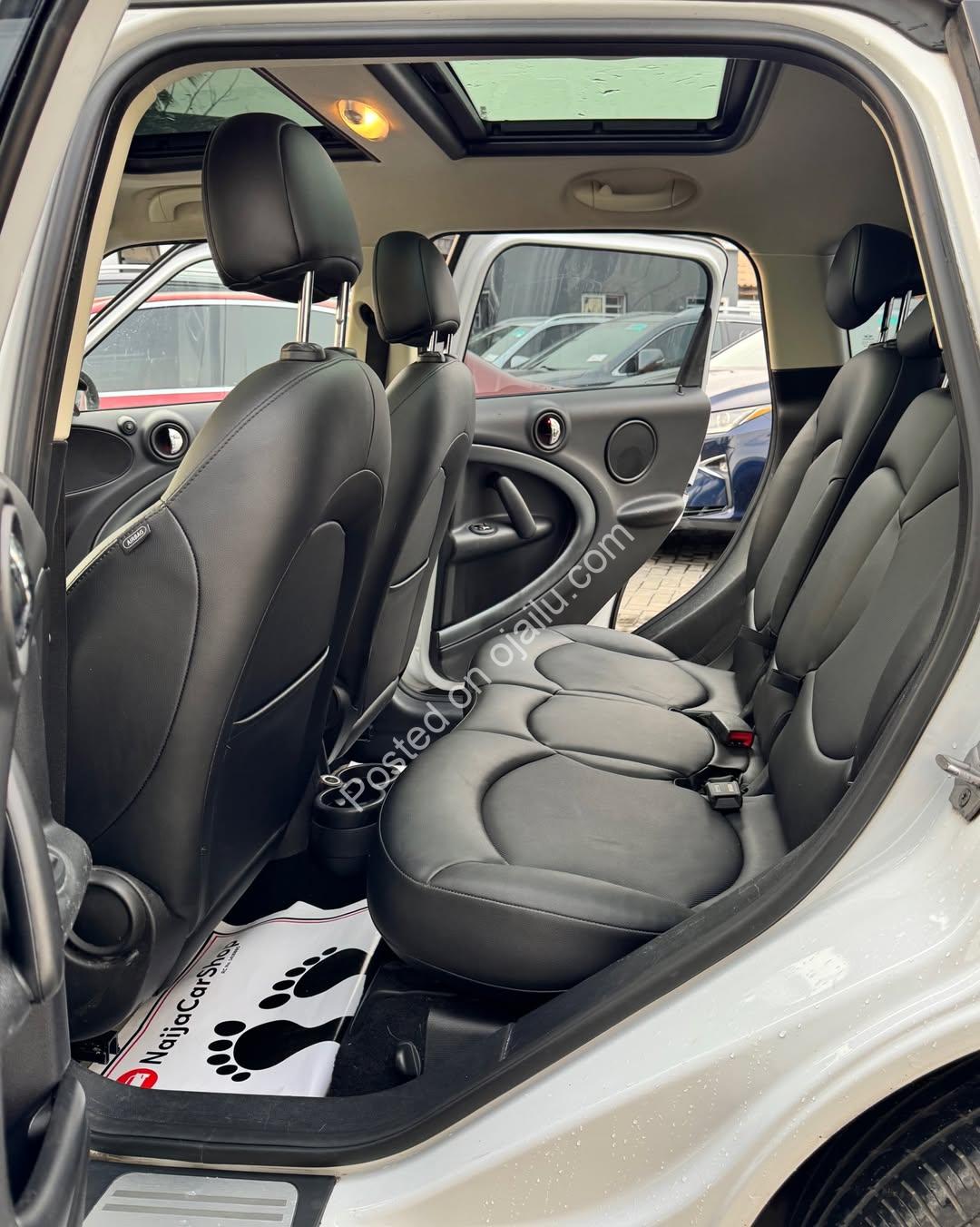 Luxury SUV: Keyless-GO & Premium Tech