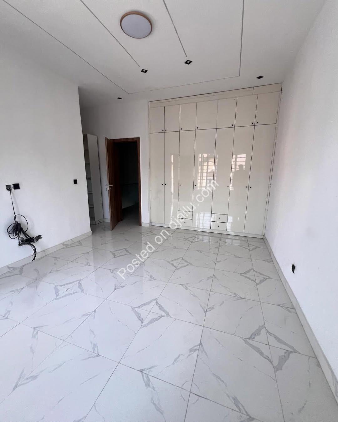 Spacious 4-Bed Terrace Duplex in Prime Ikota, Lekki