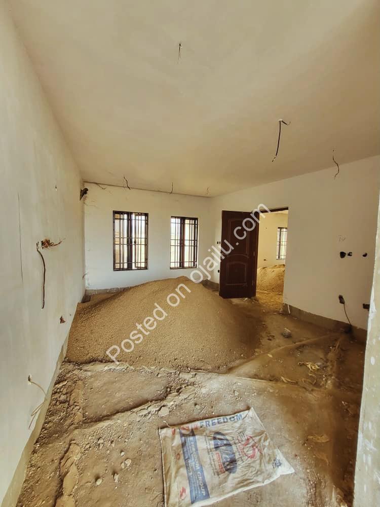 Stunning 4-Bed Duplex in Prime Jahi Estate