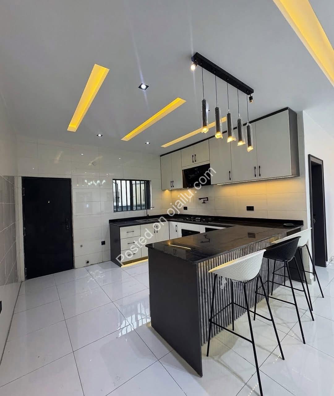 Dream Family Haven: Modern 3-Bed Bungalow in PH