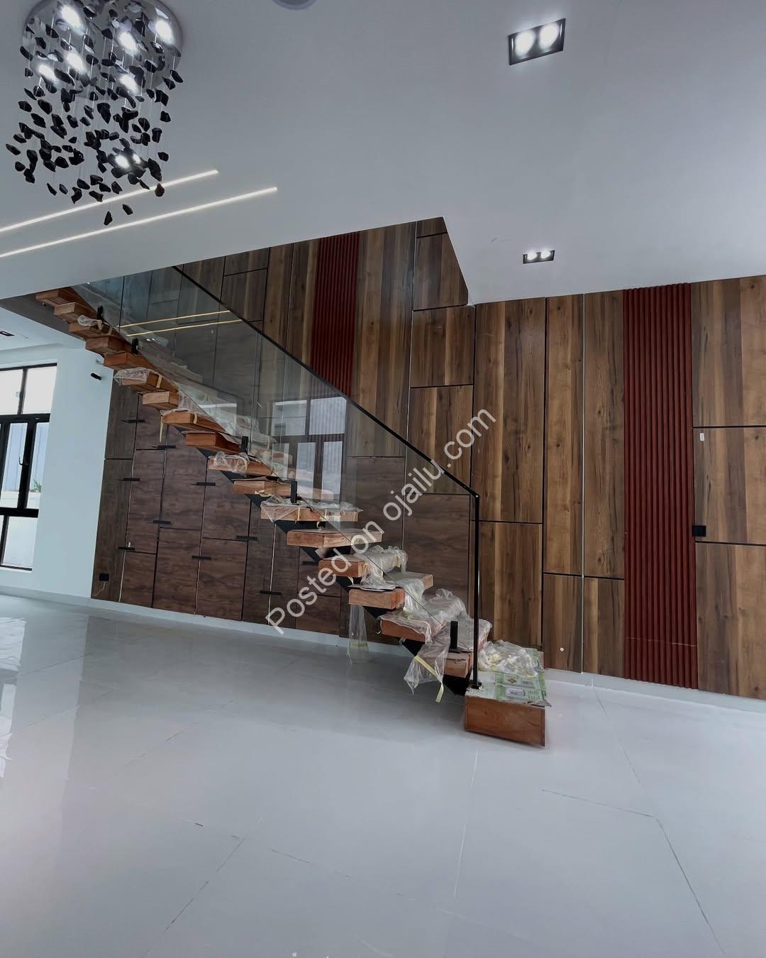 Exclusive Ikota Estate: 5-Bedroom Haven with Pool & Jacuzzi