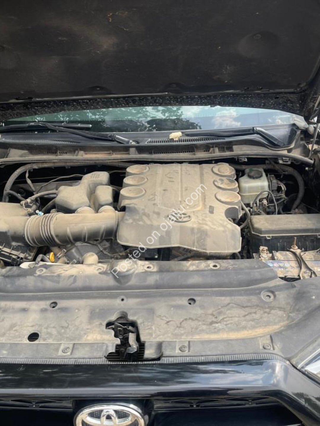 2012 Camry XLE: Luxury Loaded, Flawless Drive