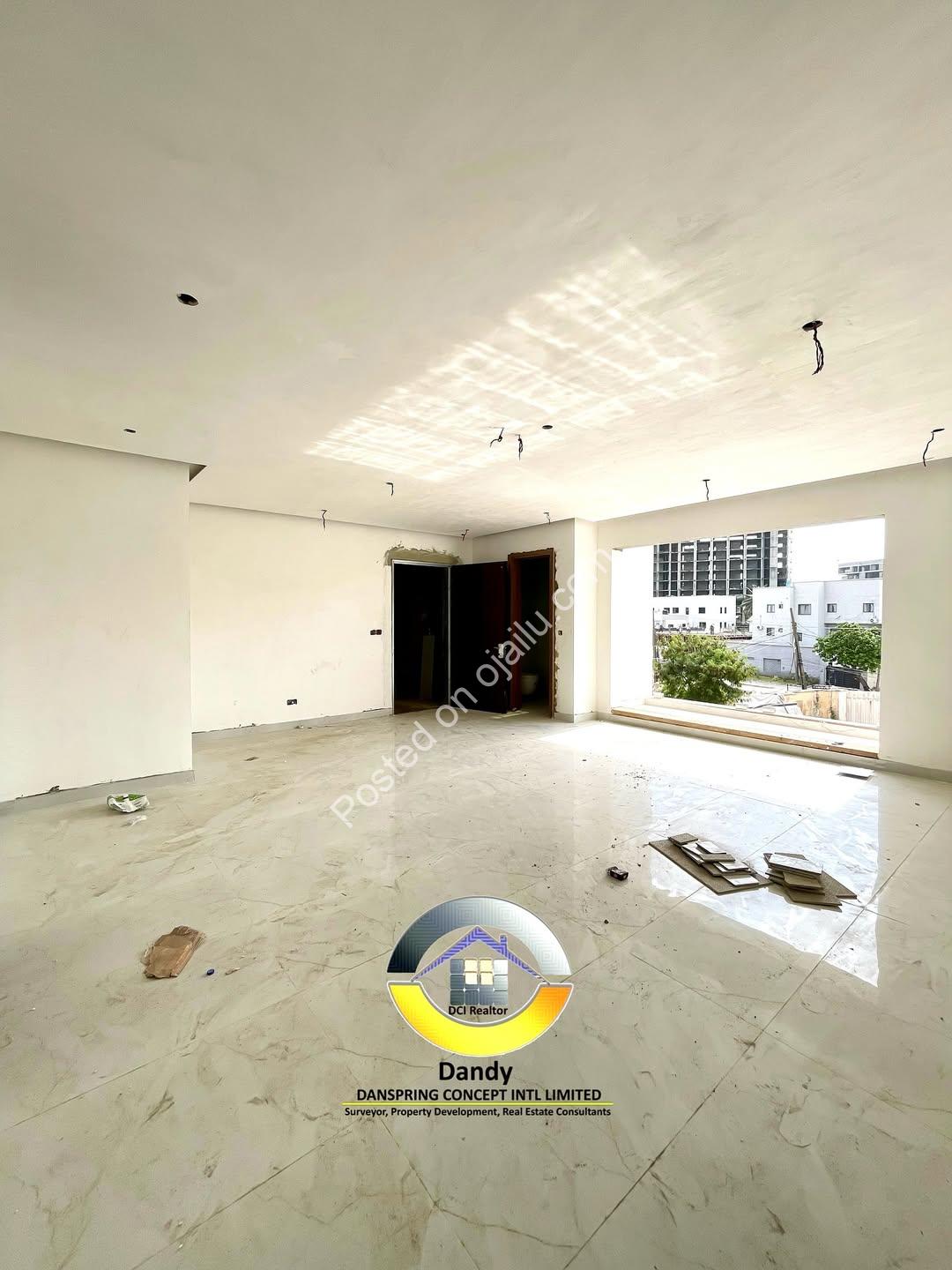 Elevator Apartment with BQ & Rooftop Terrace in Ikoyi