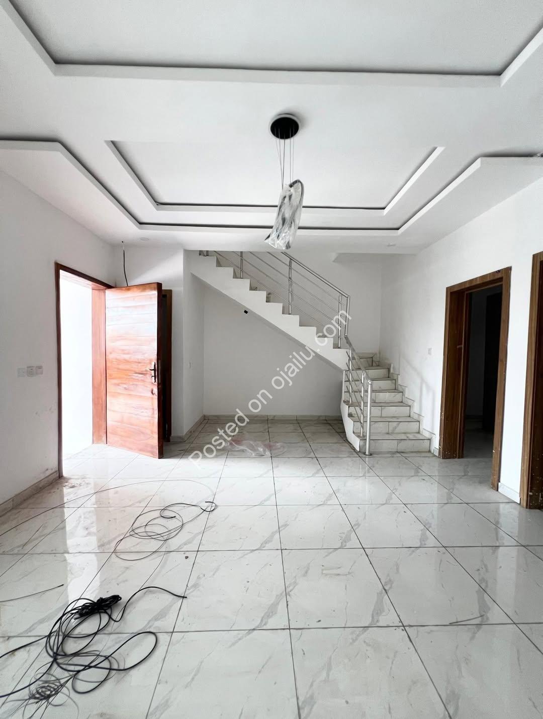 Dream Home Alert: 4-Bed Duplex with Jacuzzi in Lekki