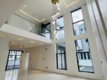 Luxury 5-Bedroom Oasis with Cinema & Pool in Lekki