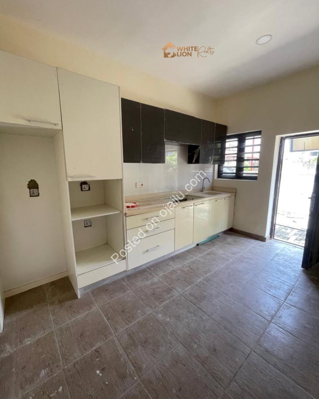 Lekki’s Finest: 3-Bedroom Haven with Inbuilt Luxury