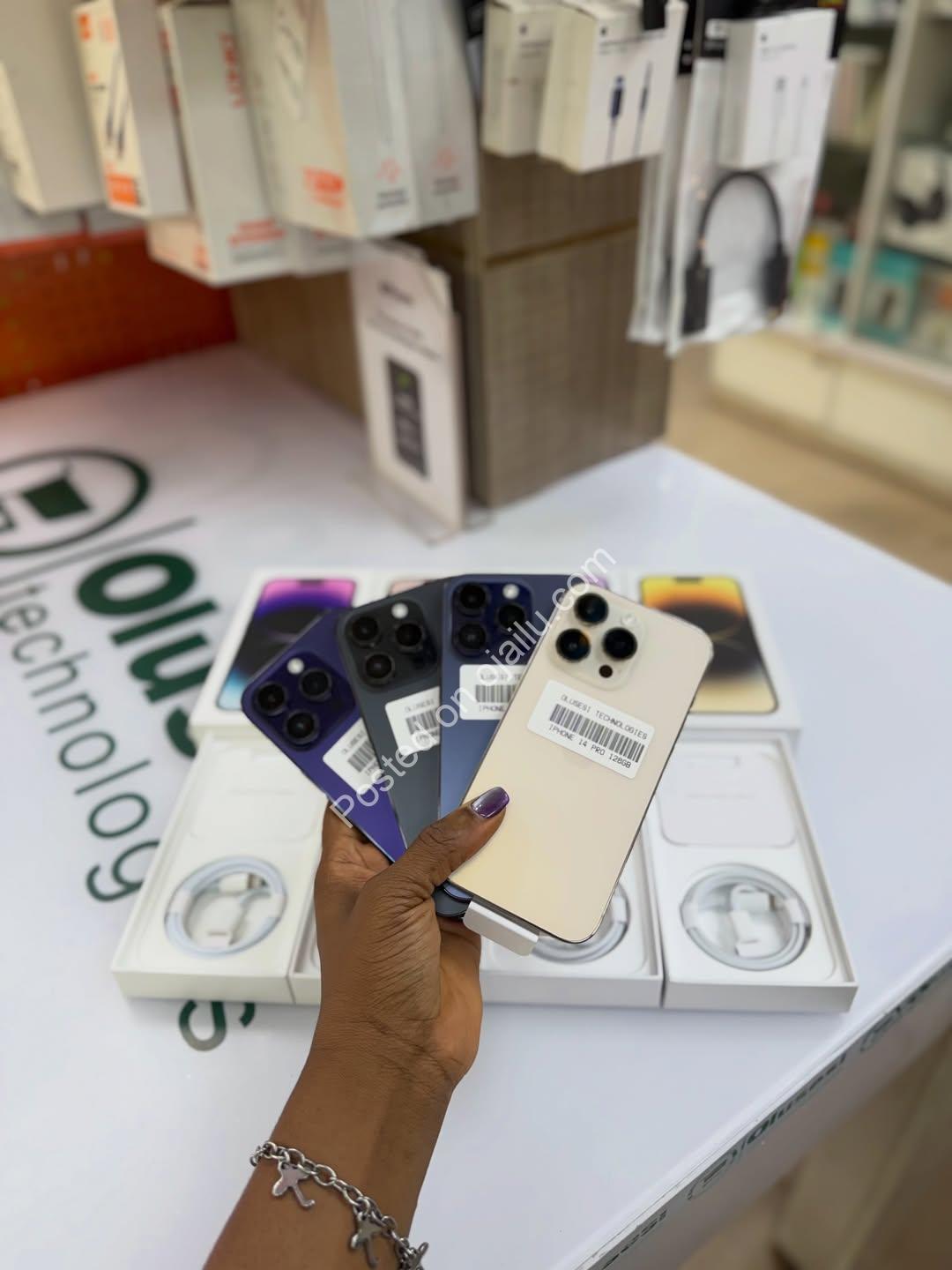 Unlock iPhone 14 Pro Power: Premium UK Used, Open Box!