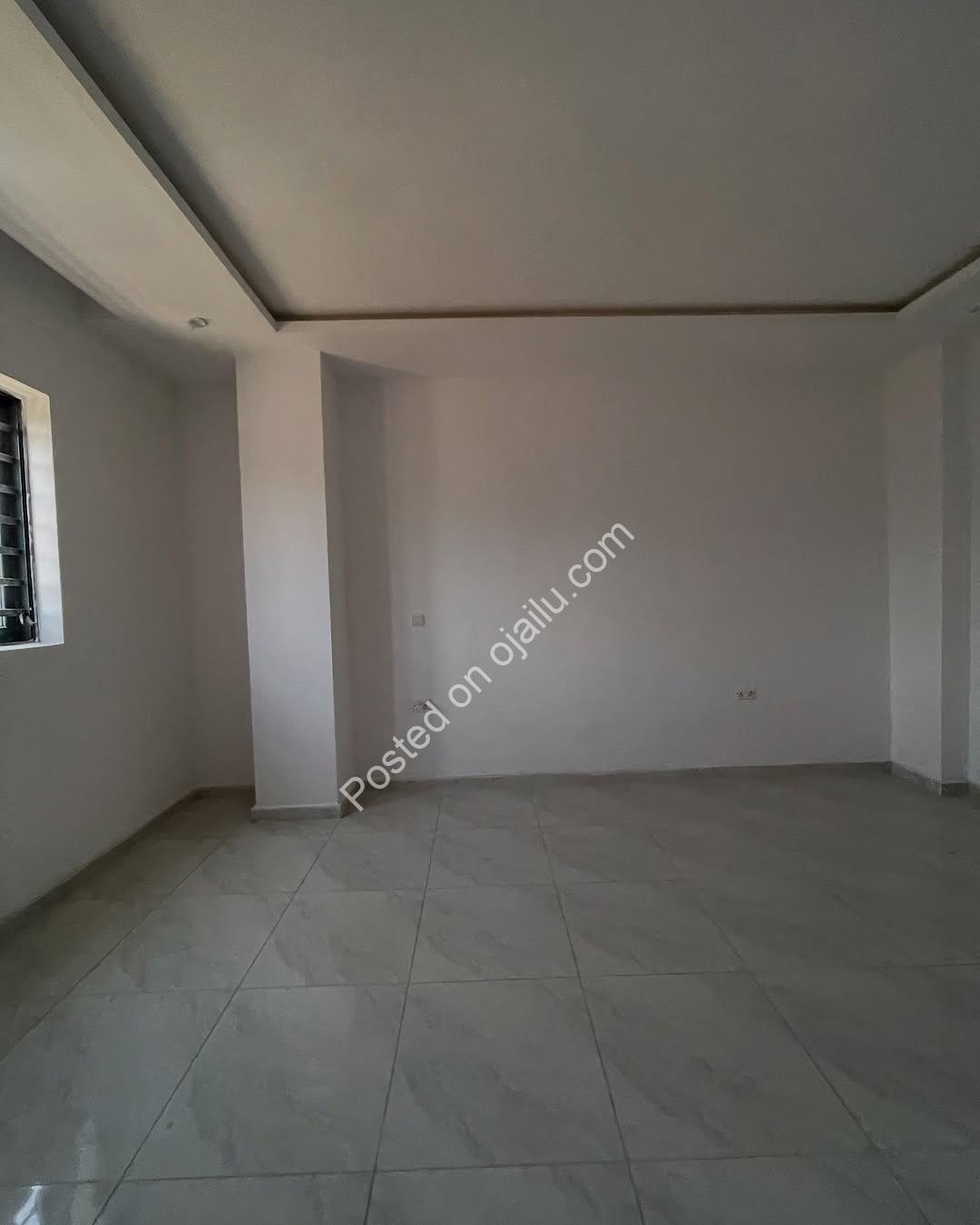 Elegant 4-Bed Terrace Duplex with Rooftop Oasis in Lekki