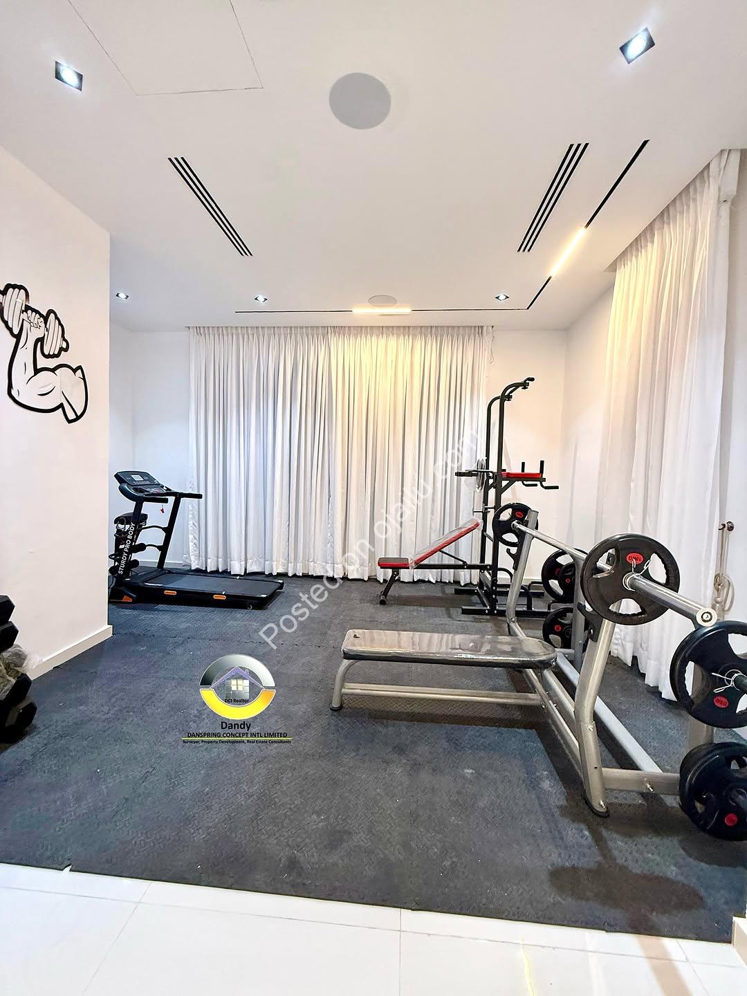 Dream Home in Lekki: Smart 5-Bed Duplex with Pool & Rooftop