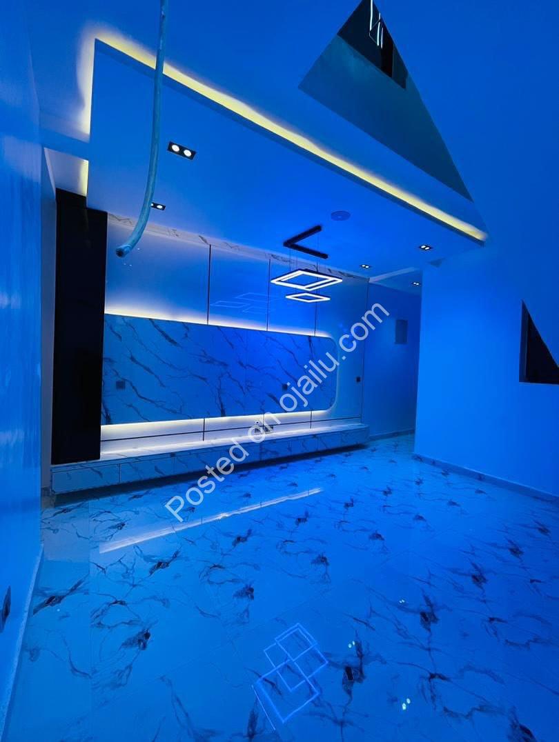 Exquisite 5-Bedroom Duplex with BQ in Prime Ikeja