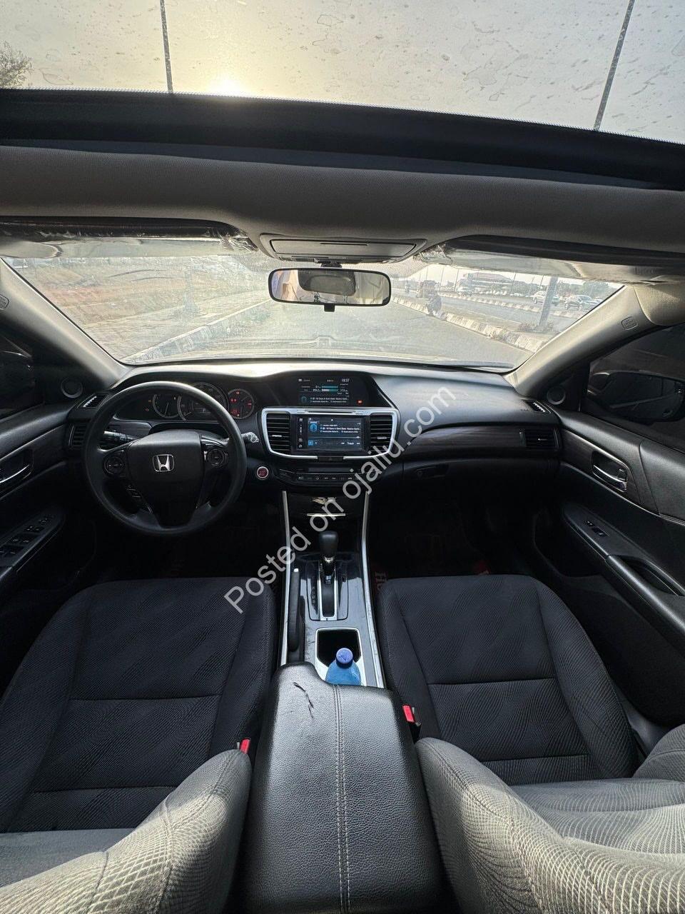 Flawless 2007 Mercedes C230: 3.5M & Papers Ready