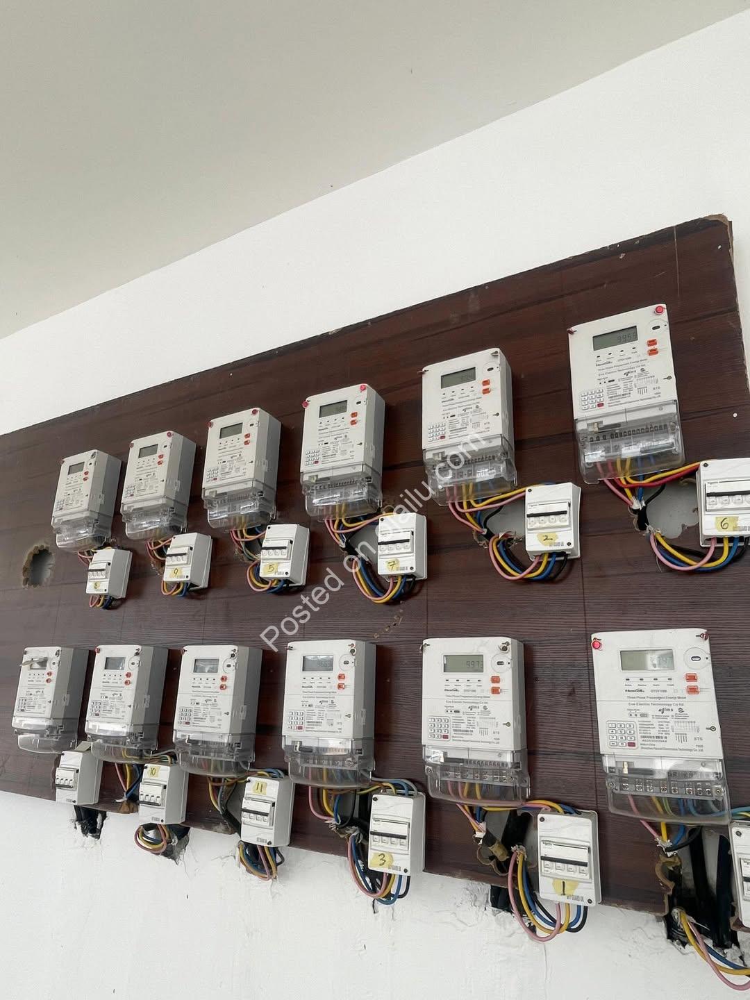 Sleek 2-Bed Haven in Ultra-Secure Chevron Estate