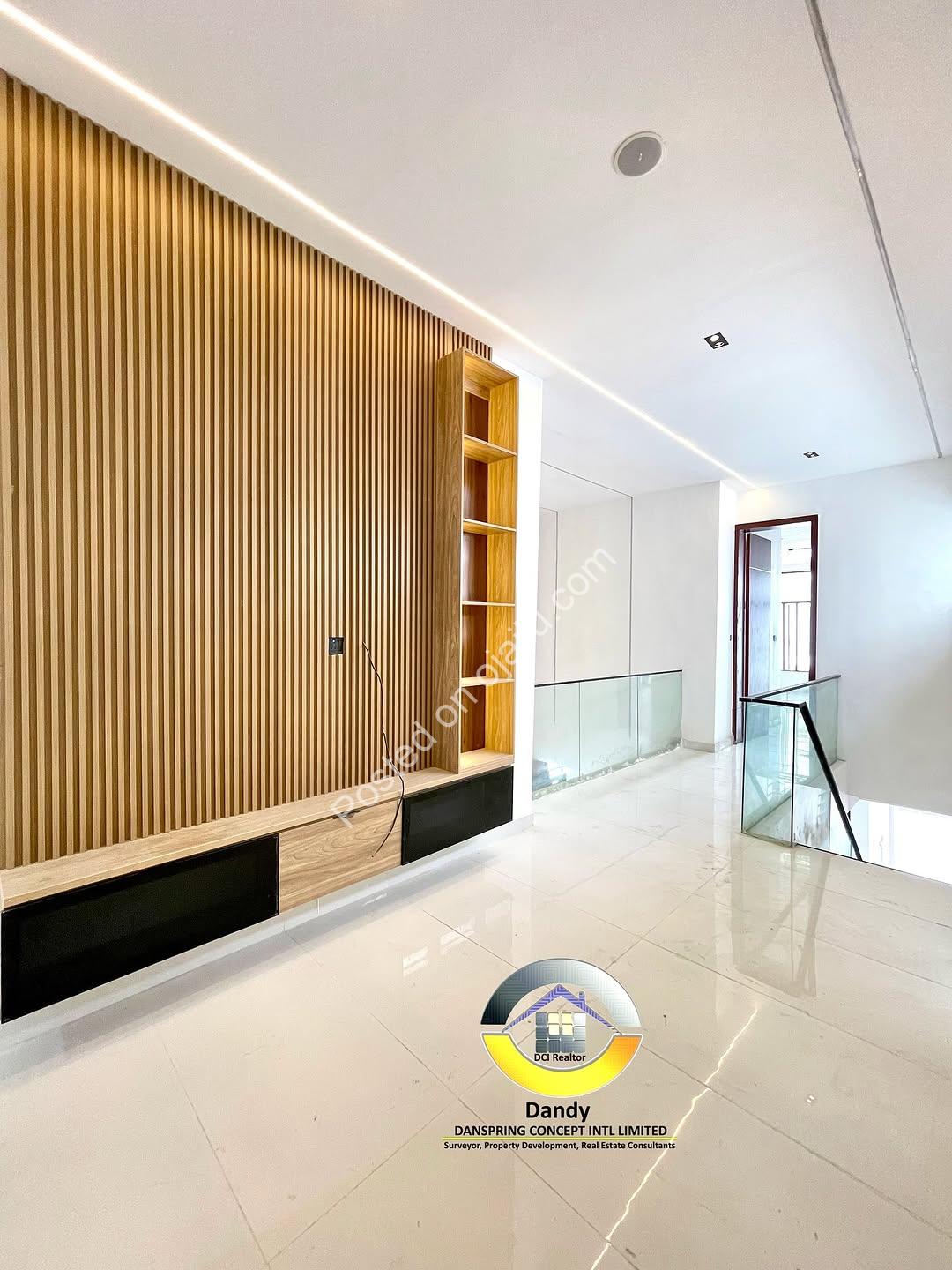 Lekki’s Ultimate Family Oasis: Poolside Living Awaits