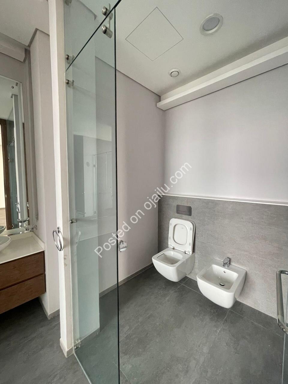 Bourdillon’s 21st-Floor Sky Palace Awaits