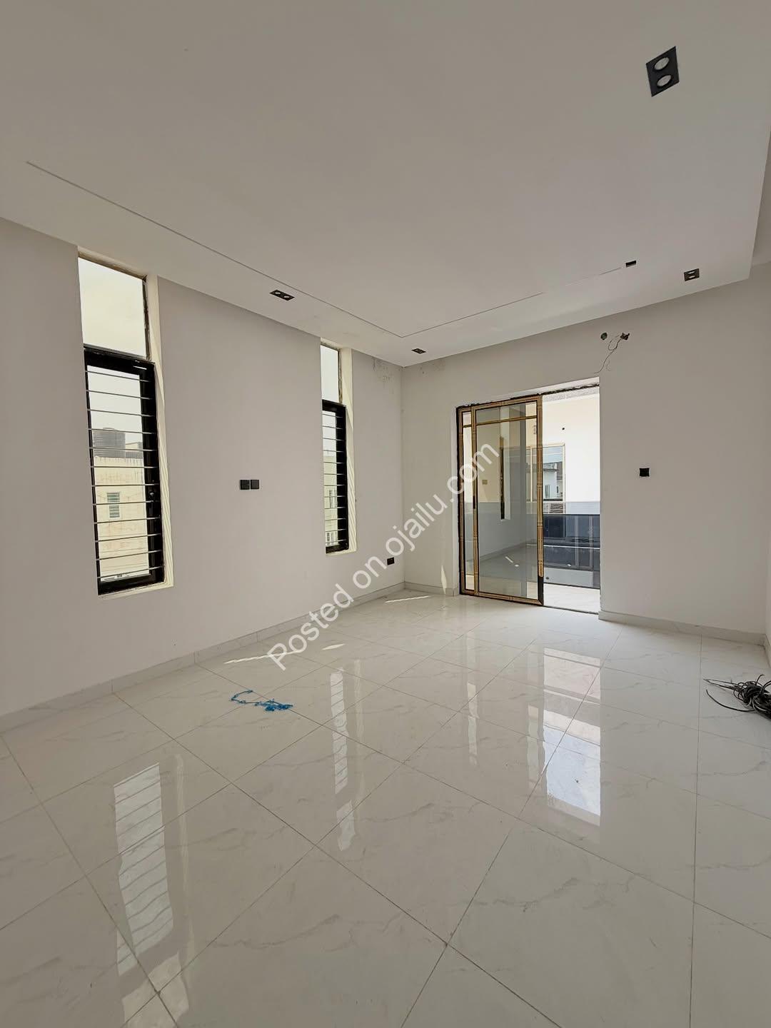 Move-In Ready 4-Bed Terrace Duplex with BQ in Lekki