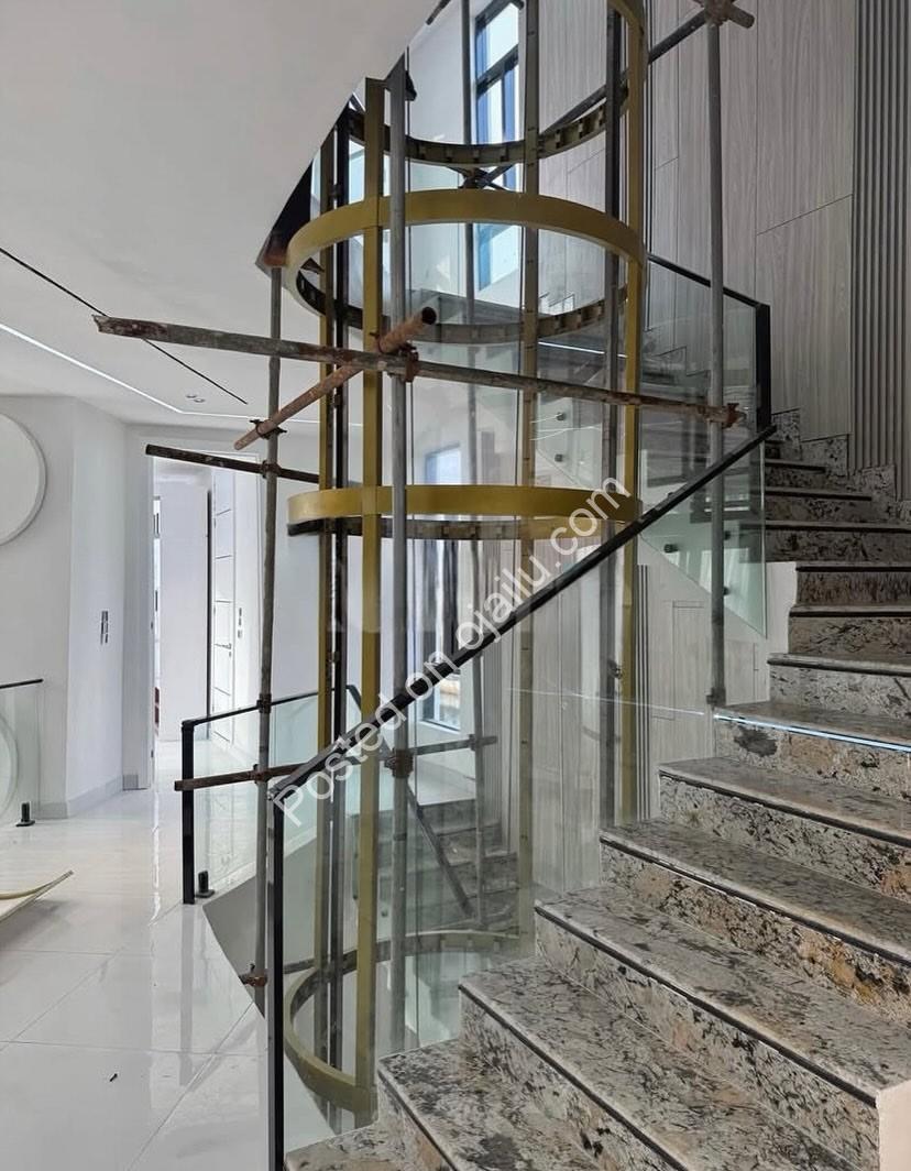 Elegant 5-Bedroom Haven in Prime Lekki