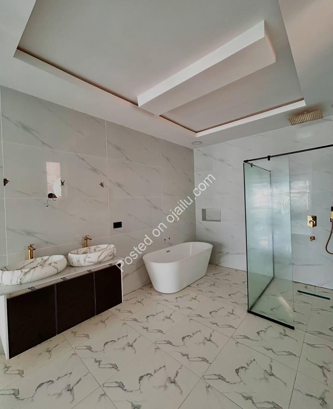 Dream Home with Pool, Cinema & Rooftop Terrace