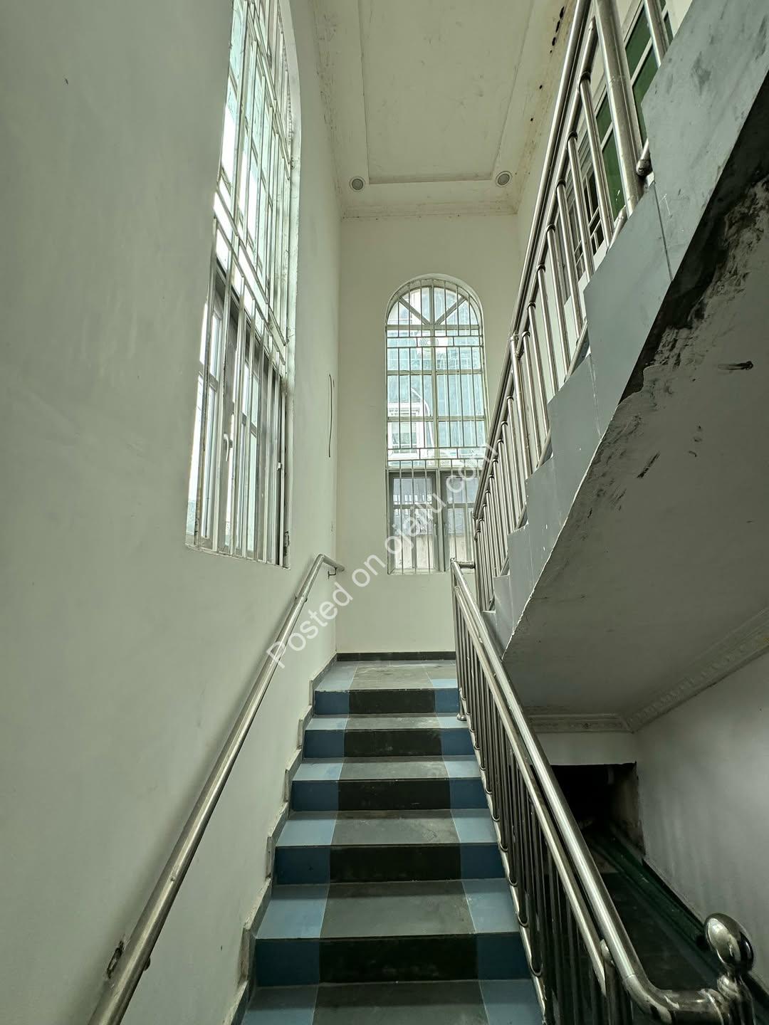 Stadium Road’s Premier 4-Bedroom Duplexes