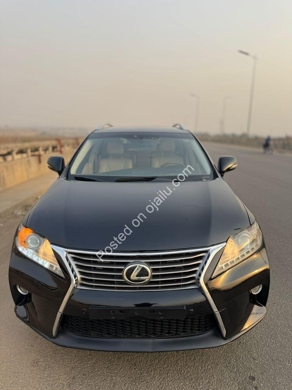 Luxury Lexus RX 350: Pristine & Priced to Sell