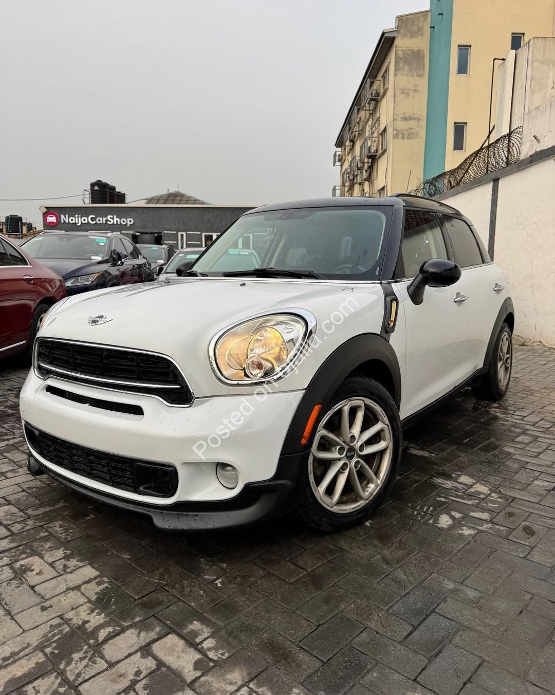 Luxury SUV: Keyless-GO & Premium Tech