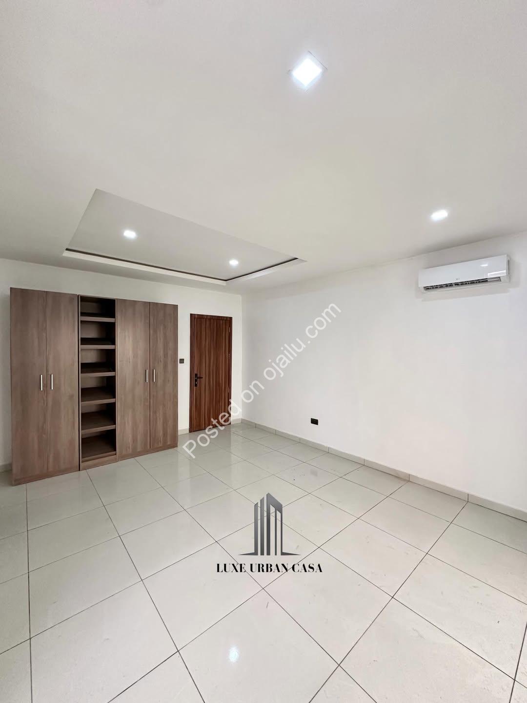 Ikate Penthouse: 4 Beds, Pool & Epic Terrace