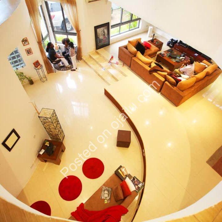 VGC’s Ultimate 5-Bedroom Estate with Pool & Garden