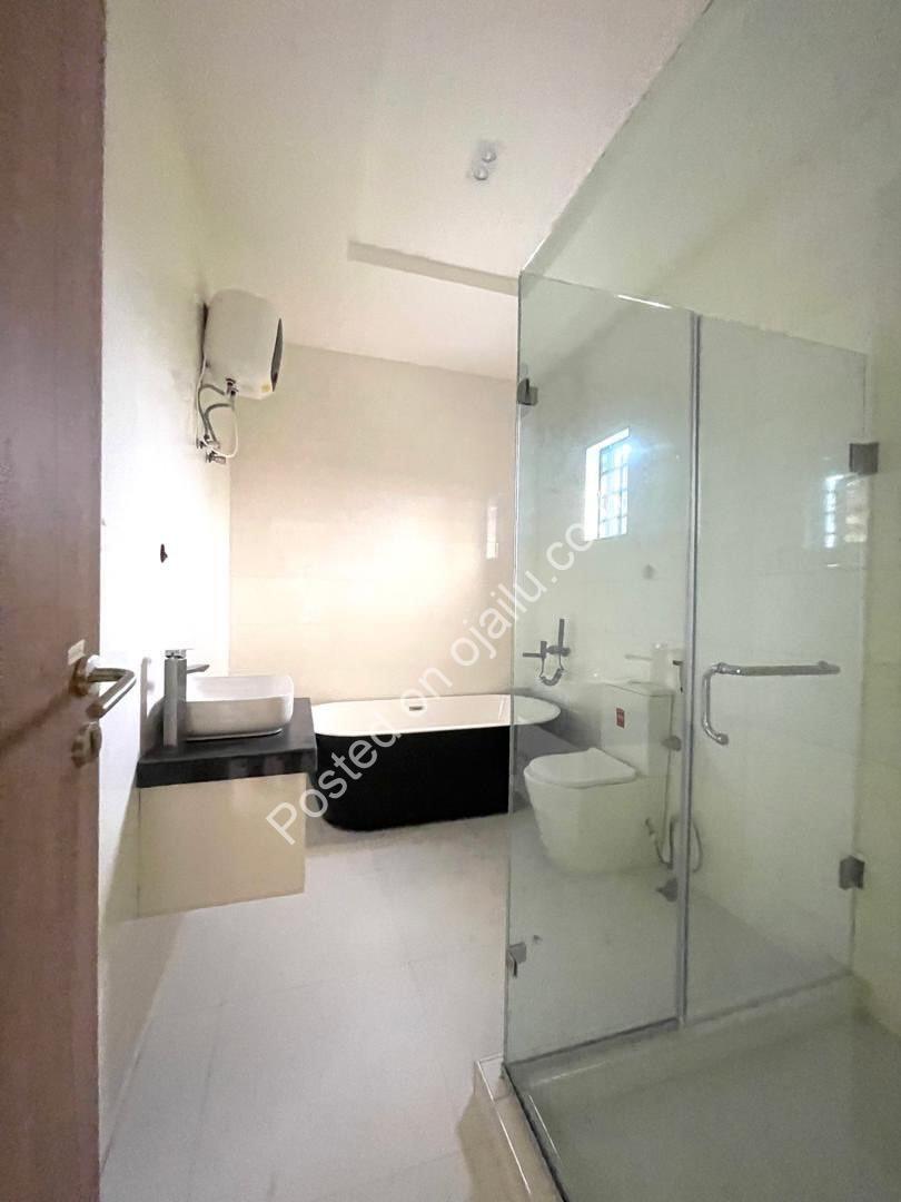 Elegant 4-Bed Duplex with BQ in Prime Ajah