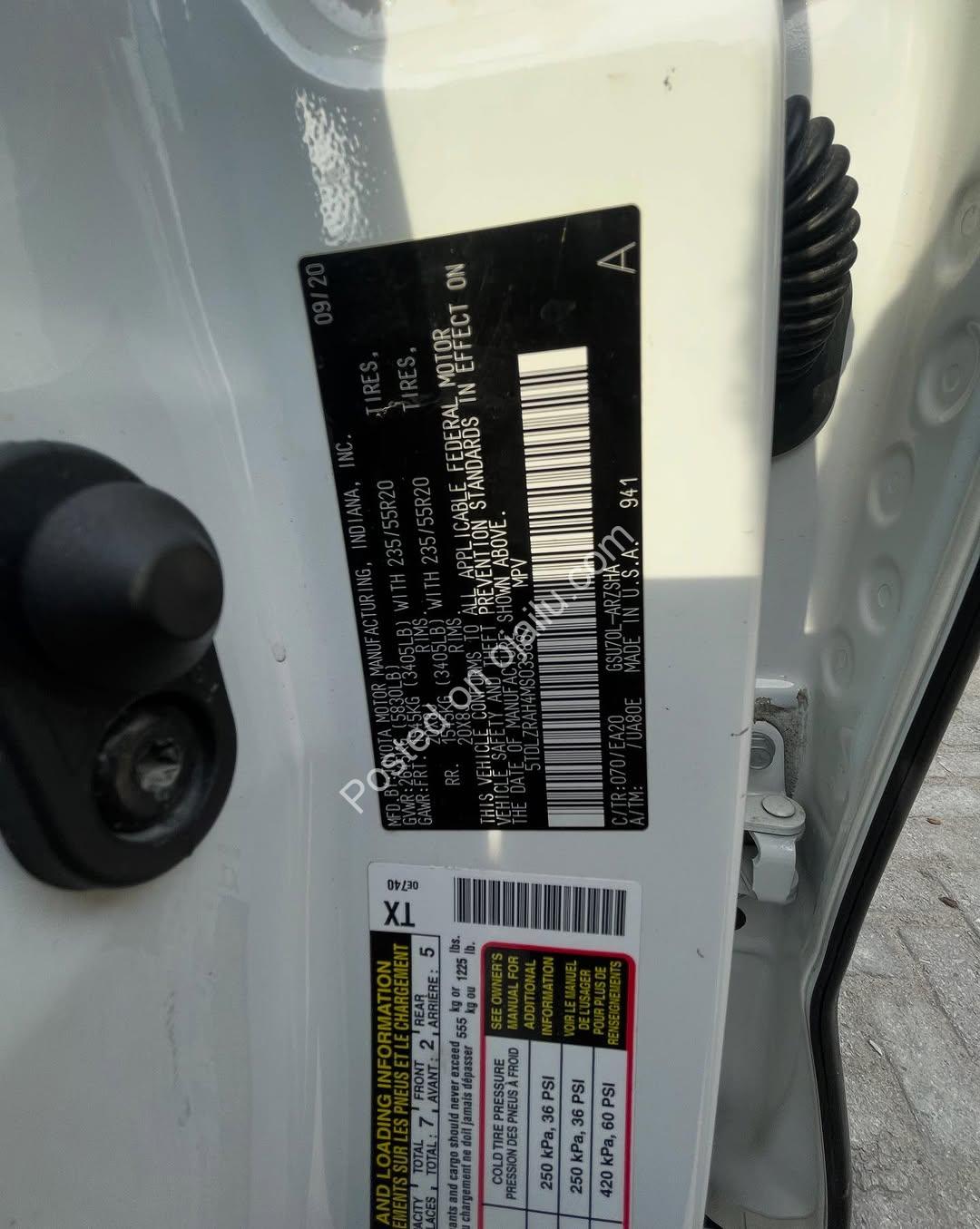 2012 Camry SE: Sunroof & Tech for 10.5M Naira