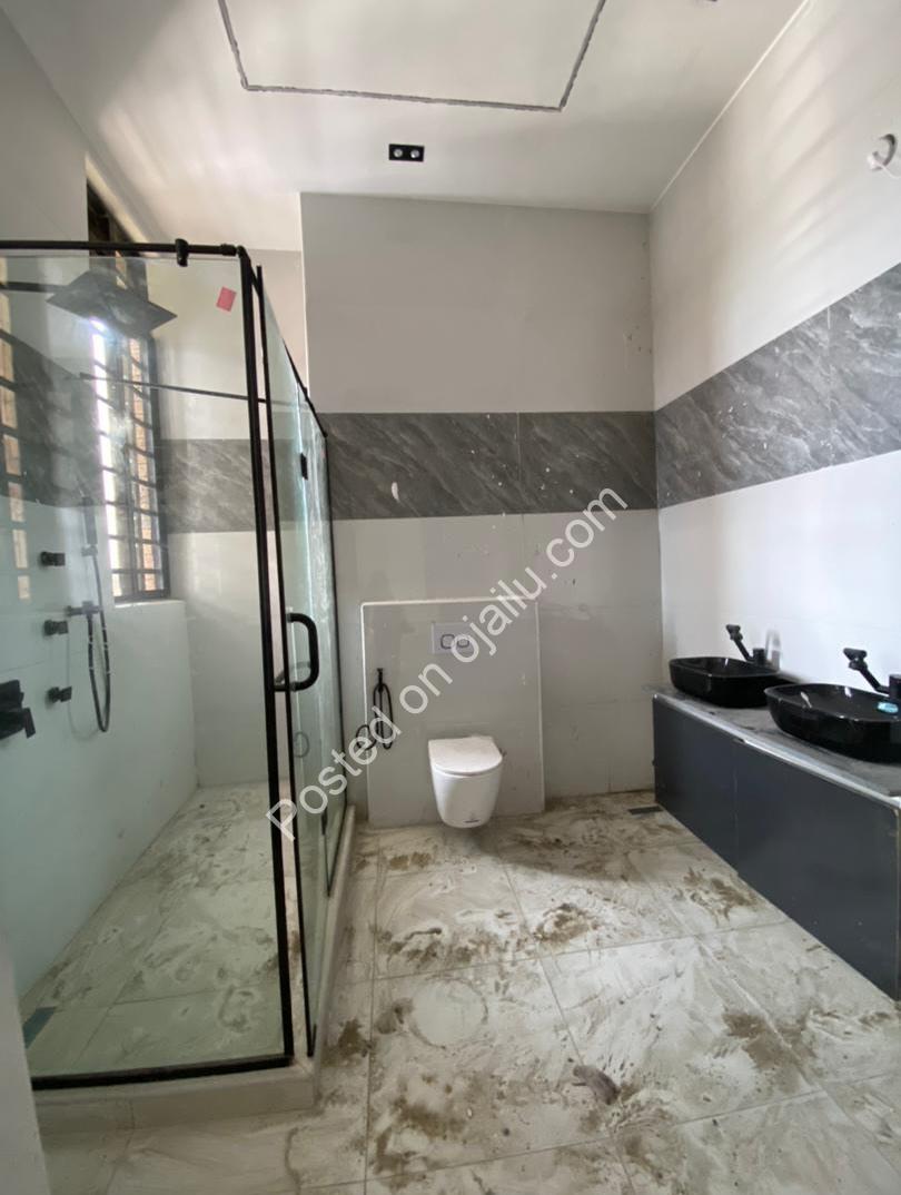 Exquisite 4-Bed Terraced Duplex in Prime Lekki