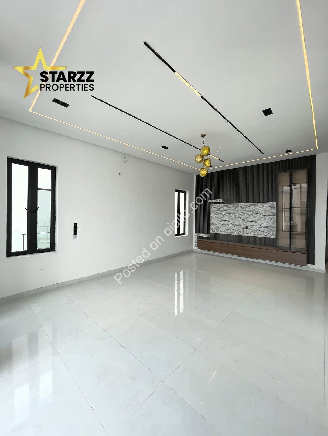 Sleek 4-Bed Duplex with Premium Finishes in Lekki