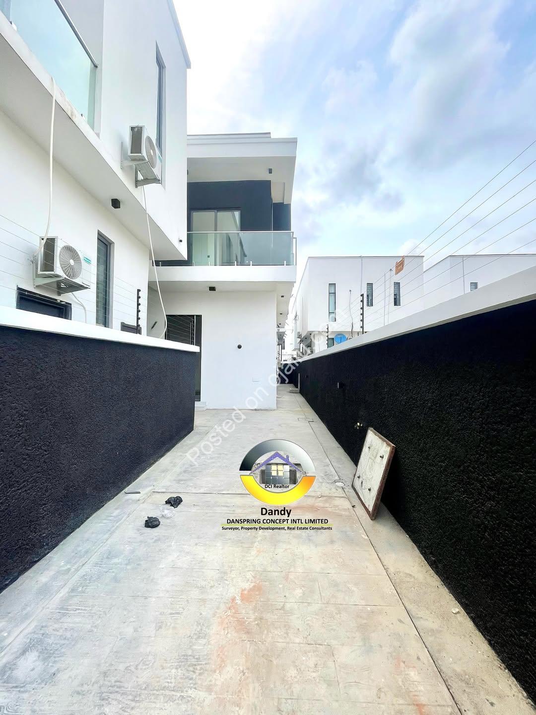 Lekki’s Newest 4-Bedroom Haven: Luxury & Tech