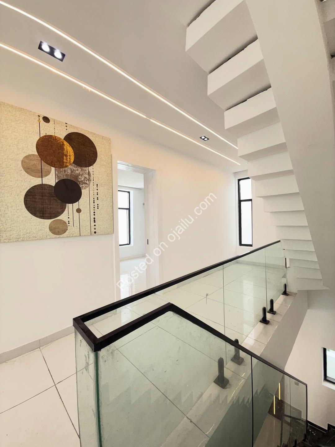 Lekki’s Ultimate 5-Bedroom Estate Haven