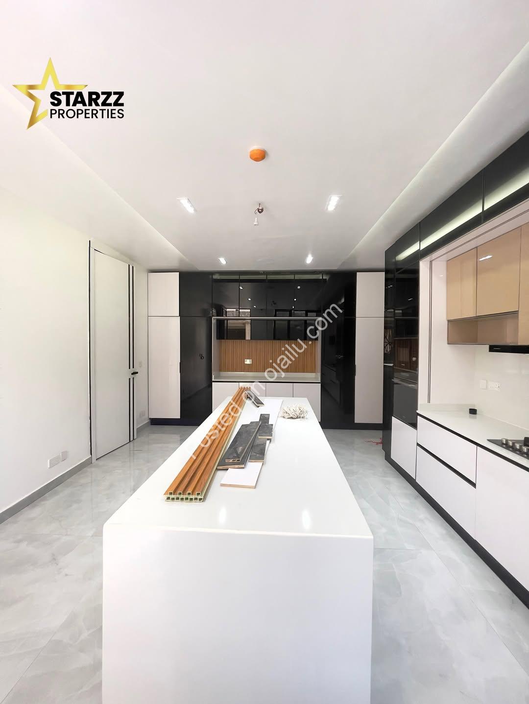 5-Bed Ikate Palace with Rooftop Oasis