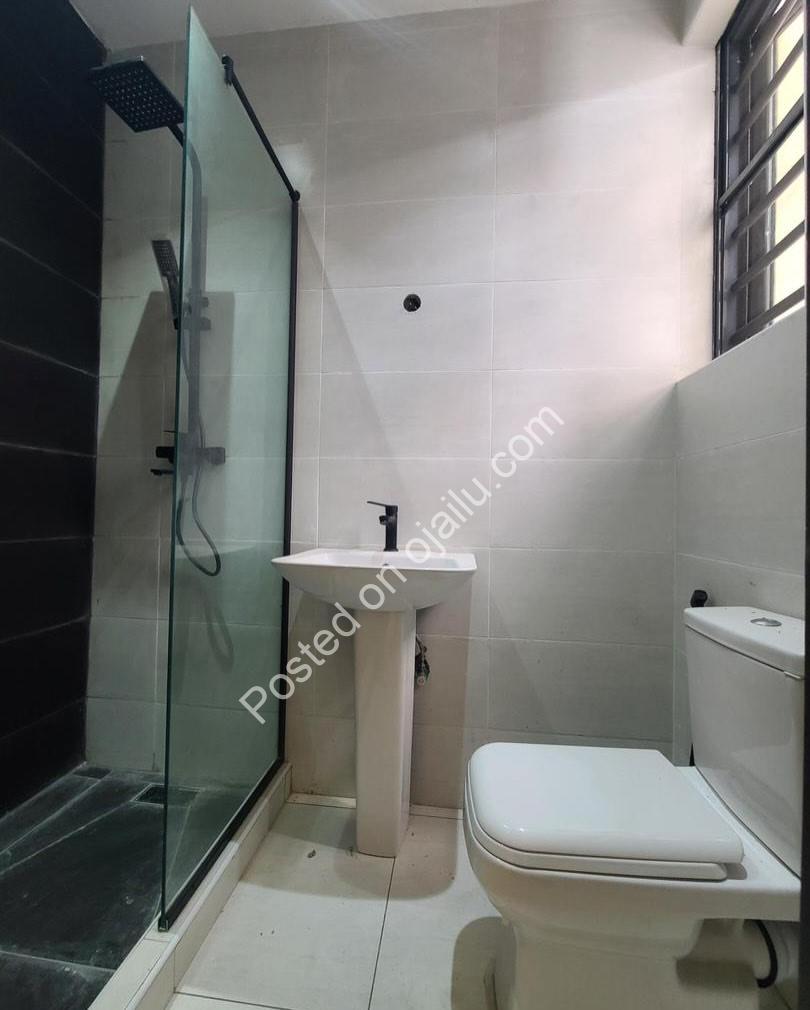 Sleek Agungi Gem with Pool & Gym