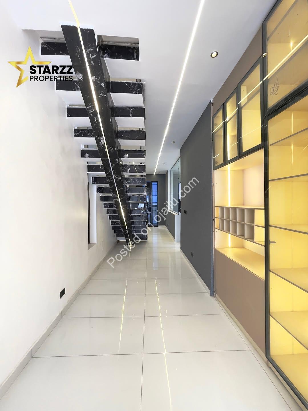 Lagos Luxury: 5-Bed Duplex with Resort-Style Pool