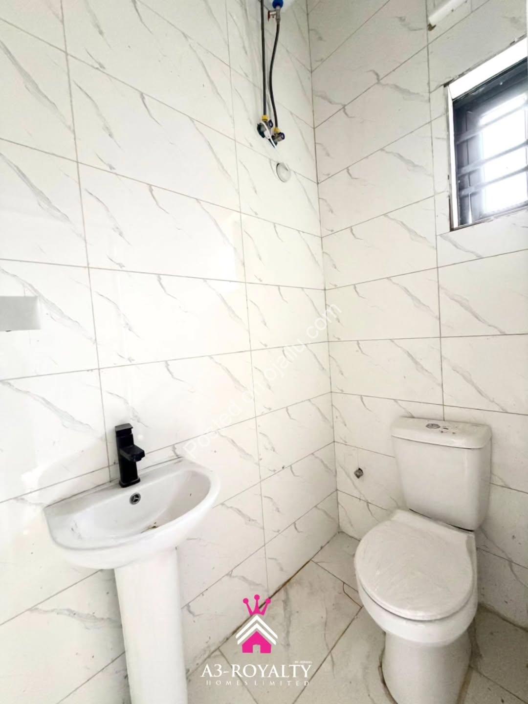 Modern Abraham Adesanya Estate: Your Dream Home Awaits