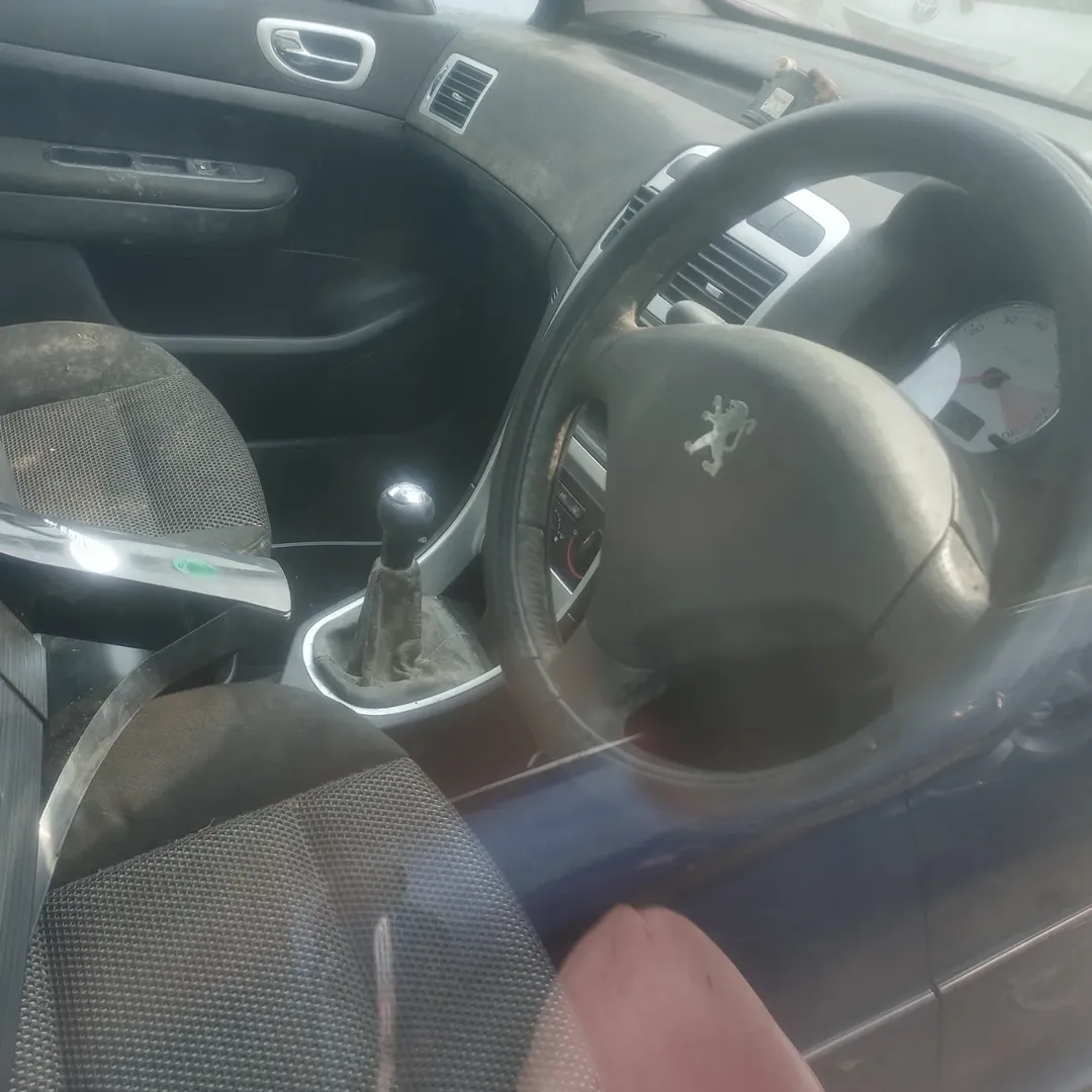 Luxury Hatchback, Legendary Diesel Efficiency