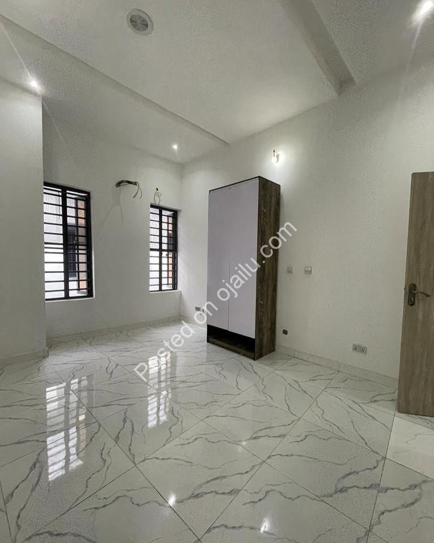Elegant 4-Bedroom Duplex with En-Suite Bliss
