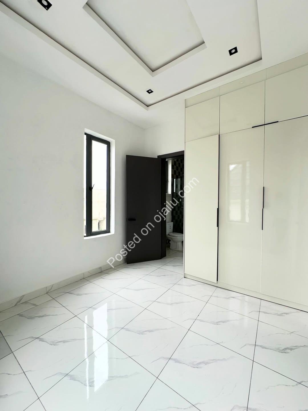 Sangotedo’s Newest 5-Bedroom Haven with Pool