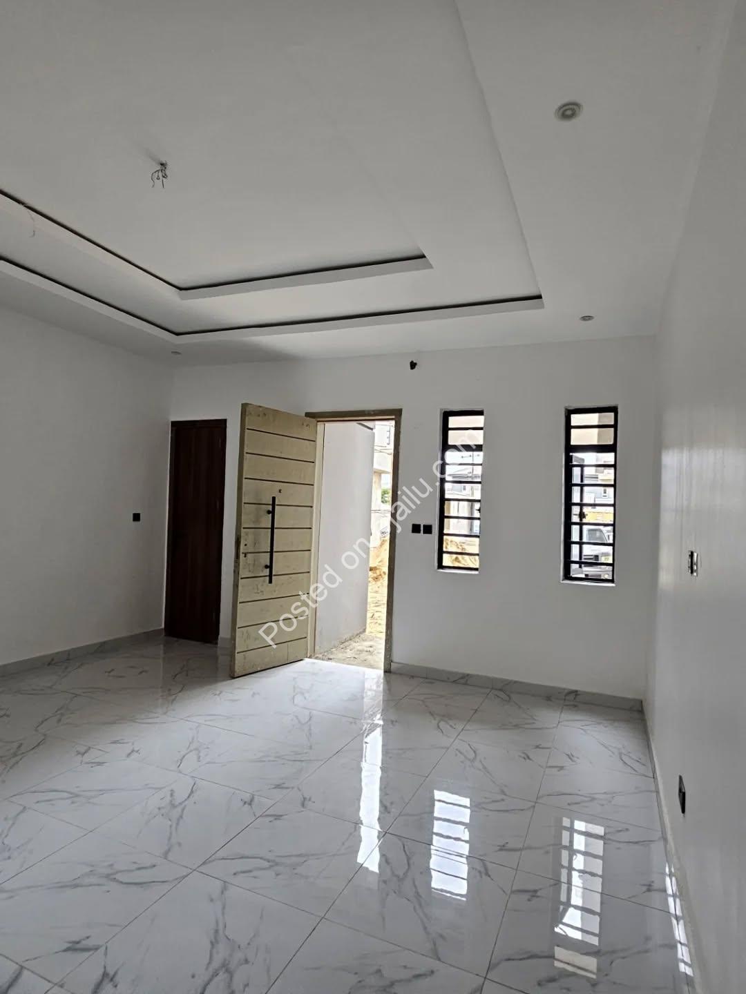 Final Lekki Luxury: 3 Units Left!