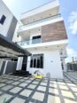 Majestic 6-Bedroom Oasis with Infinity Pool in Lekki