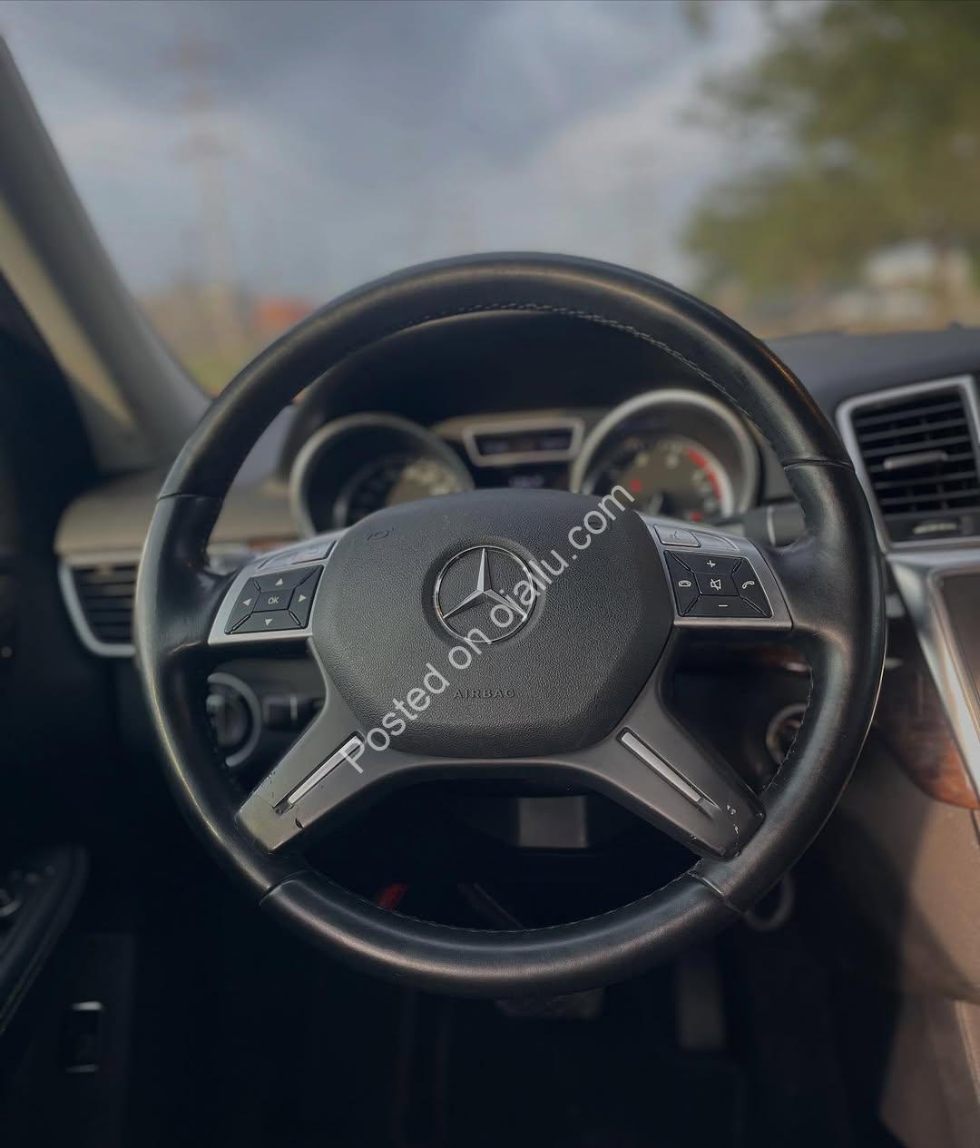 Luxury CLA250: Panoramic Roof & 4Matic AWD