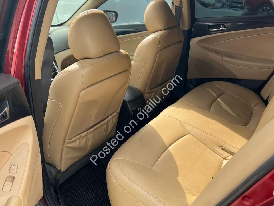 2013 Elantra: Pristine & Powerful for 8.5M