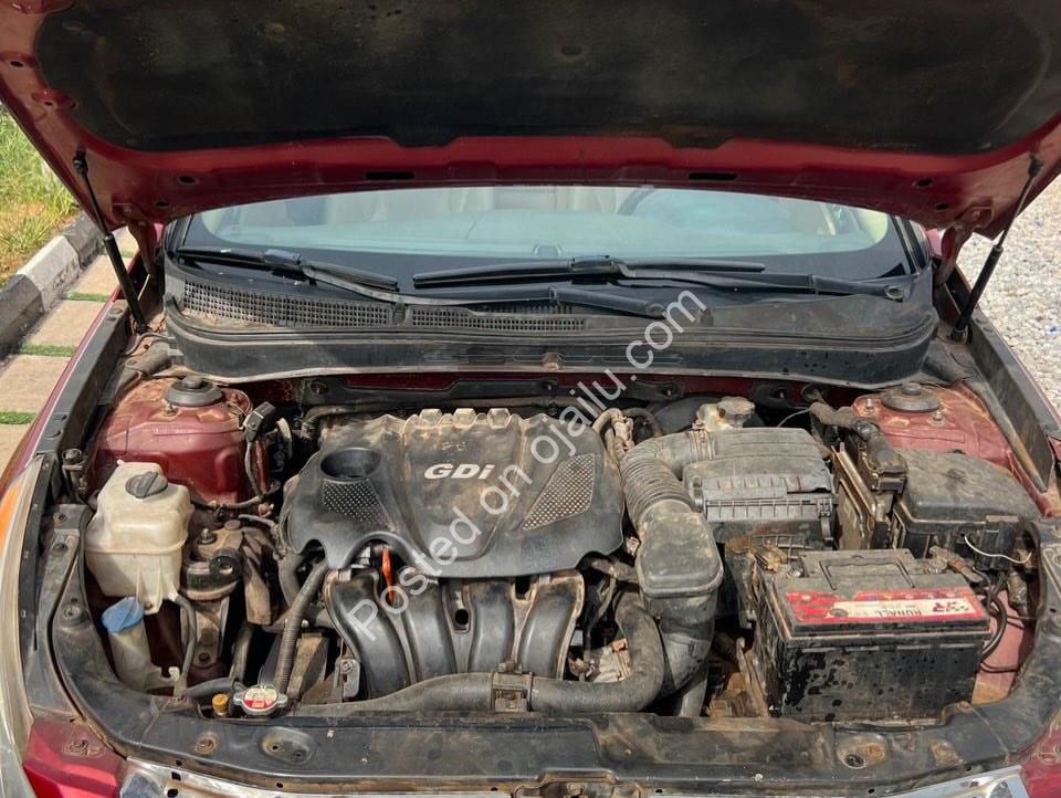 2013 Elantra: Pristine & Powerful for 8.5M