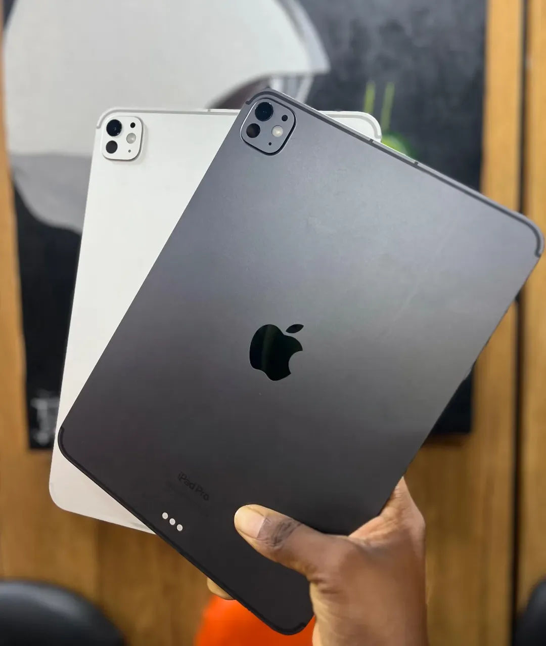 Unleash Power: iPad Pro M4 11″ WiFi+Cellular, 1TB/512GB