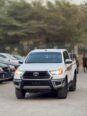 Unbreakable 2023 Hilux SR5: Manual & Mint