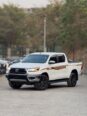 Unbreakable 2023 Hilux SR5: Manual & Mint
