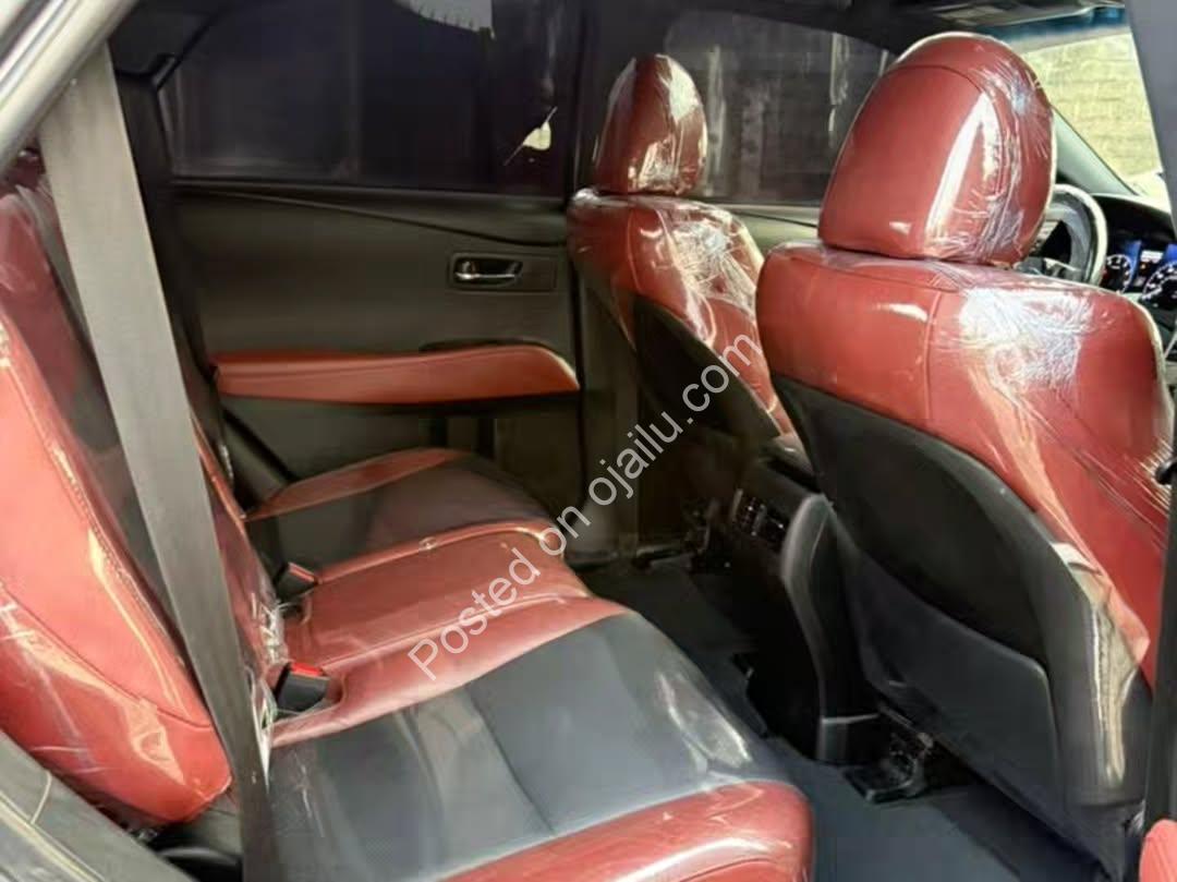 2018 Lexus RX 350L: Luxurious 3-Row SUV, Super Clean