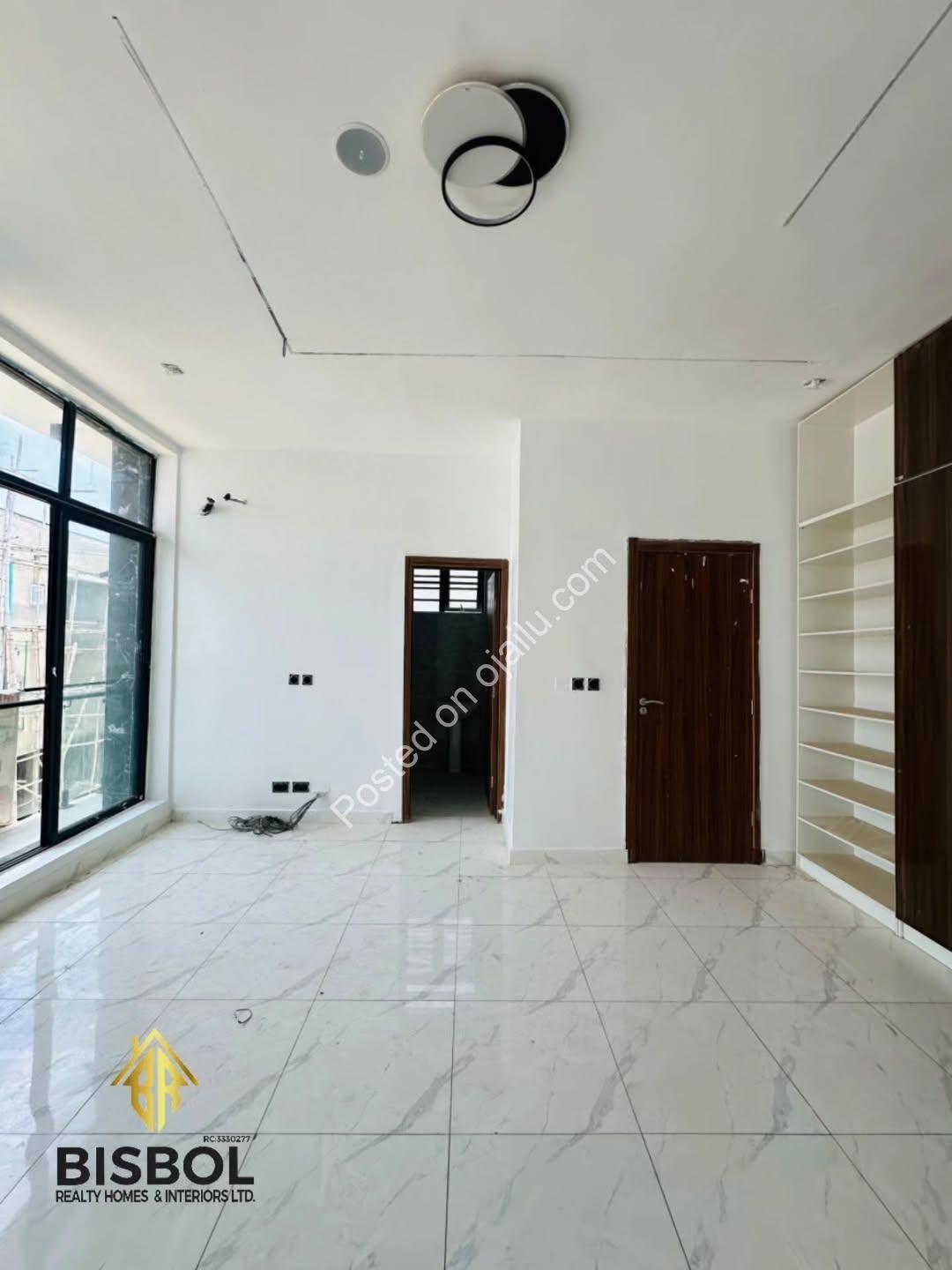 Move-In Ready 4-Bed Duplex in Gated Lekki Estate